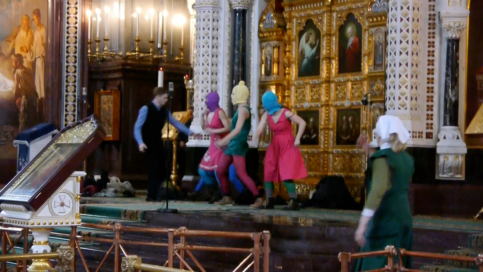 Punk Prayer: Mother of God, Drive Putin Away — action view 1